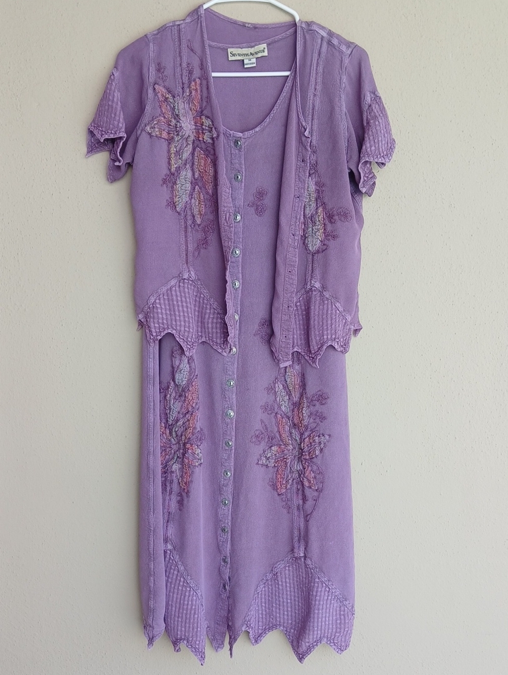 Lavender Embroidered Button-Front Dress Set Medium